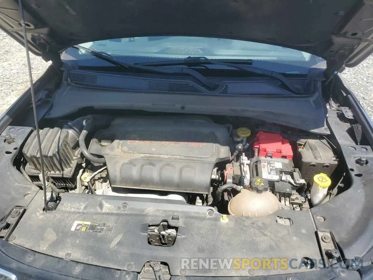 12 fotografías del automóvil dañado 3C4NJCBB9MT538952 JEEP COMPASS 2021