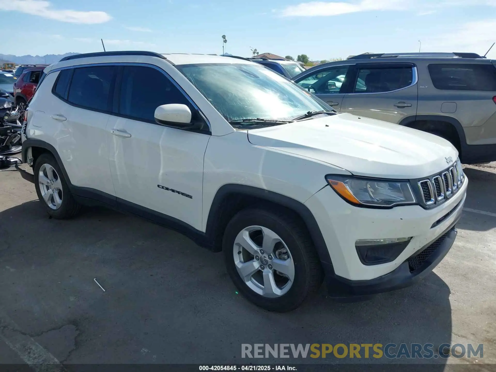 1 fotografías del automóvil dañado 3C4NJCBBXMT581213 JEEP COMPASS 2021