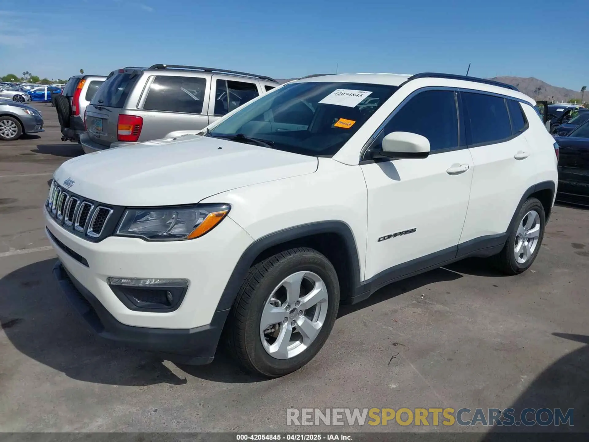 2 fotografías del automóvil dañado 3C4NJCBBXMT581213 JEEP COMPASS 2021