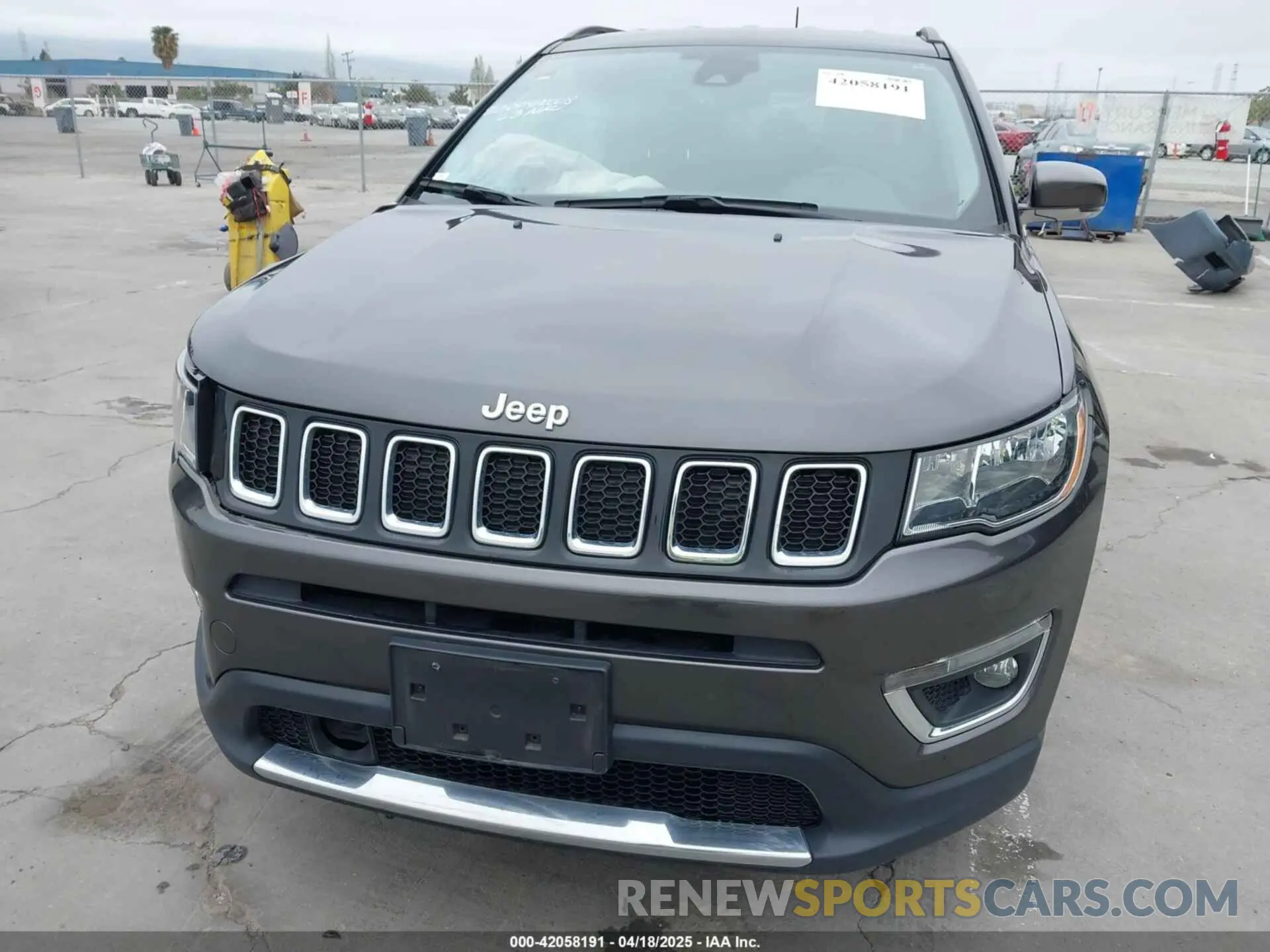12 fotografías del automóvil dañado 3C4NJCCB0MT571336 JEEP COMPASS 2021