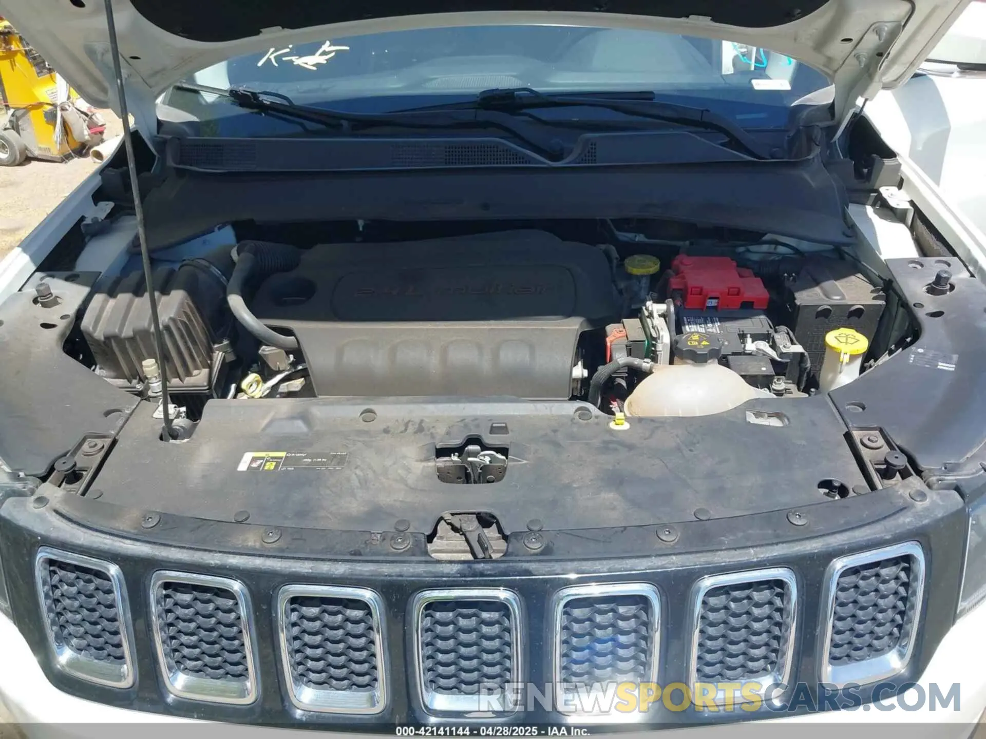 10 fotografías del automóvil dañado 3C4NJCCB1MT555775 JEEP COMPASS 2021