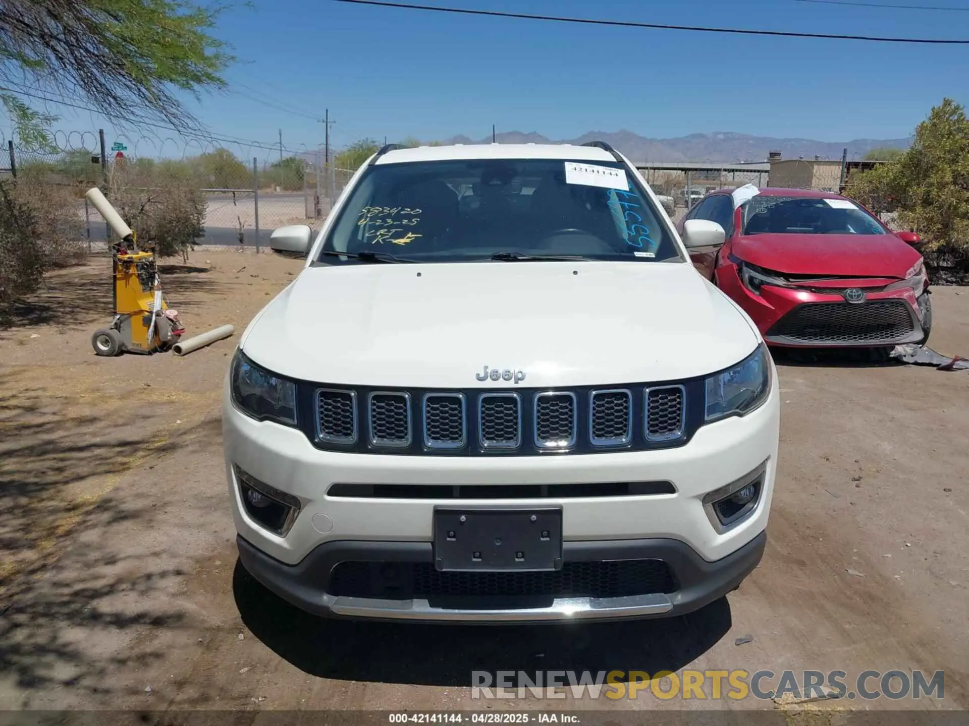12 fotografías del automóvil dañado 3C4NJCCB1MT555775 JEEP COMPASS 2021