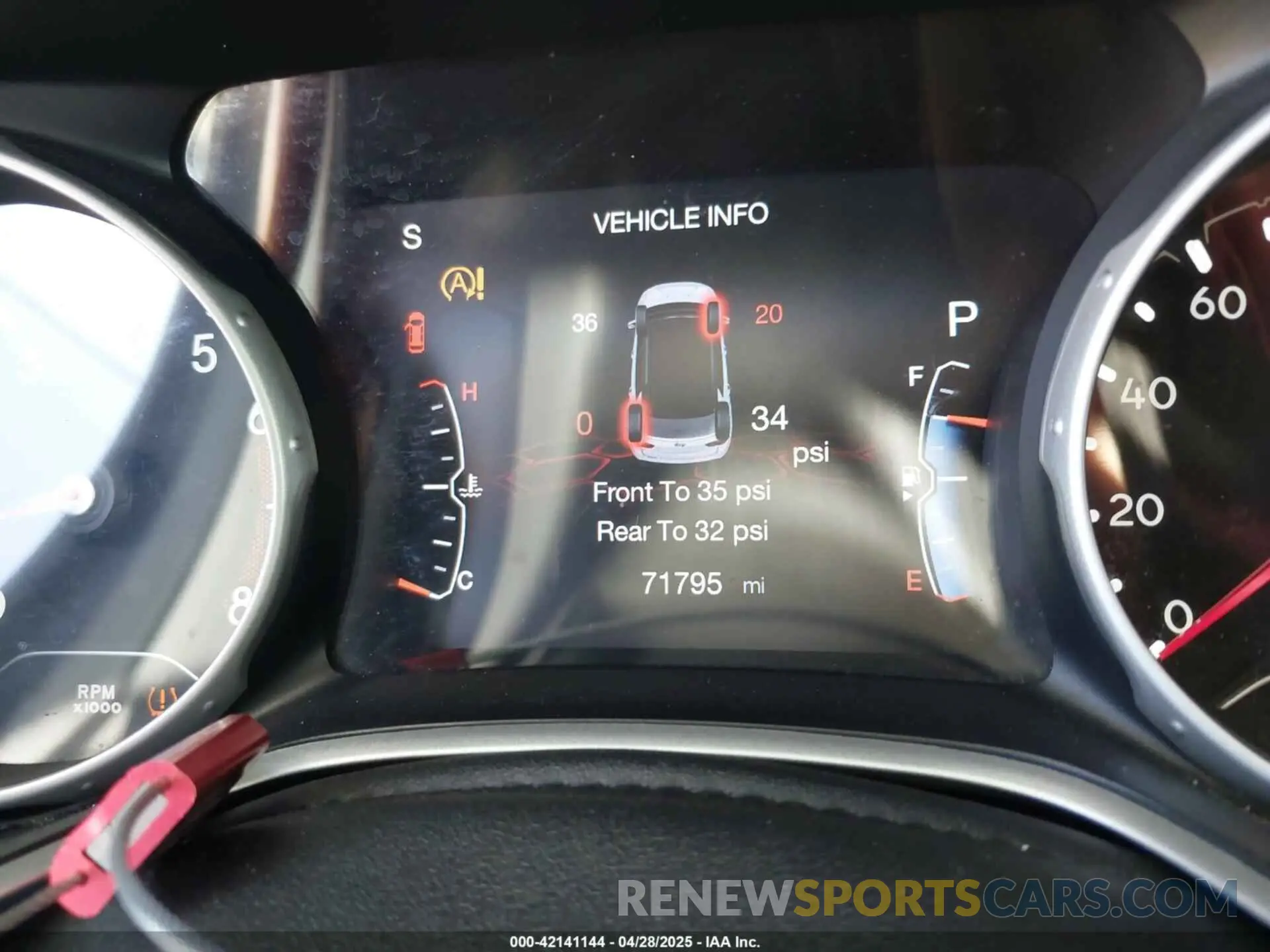 15 fotografías del automóvil dañado 3C4NJCCB1MT555775 JEEP COMPASS 2021