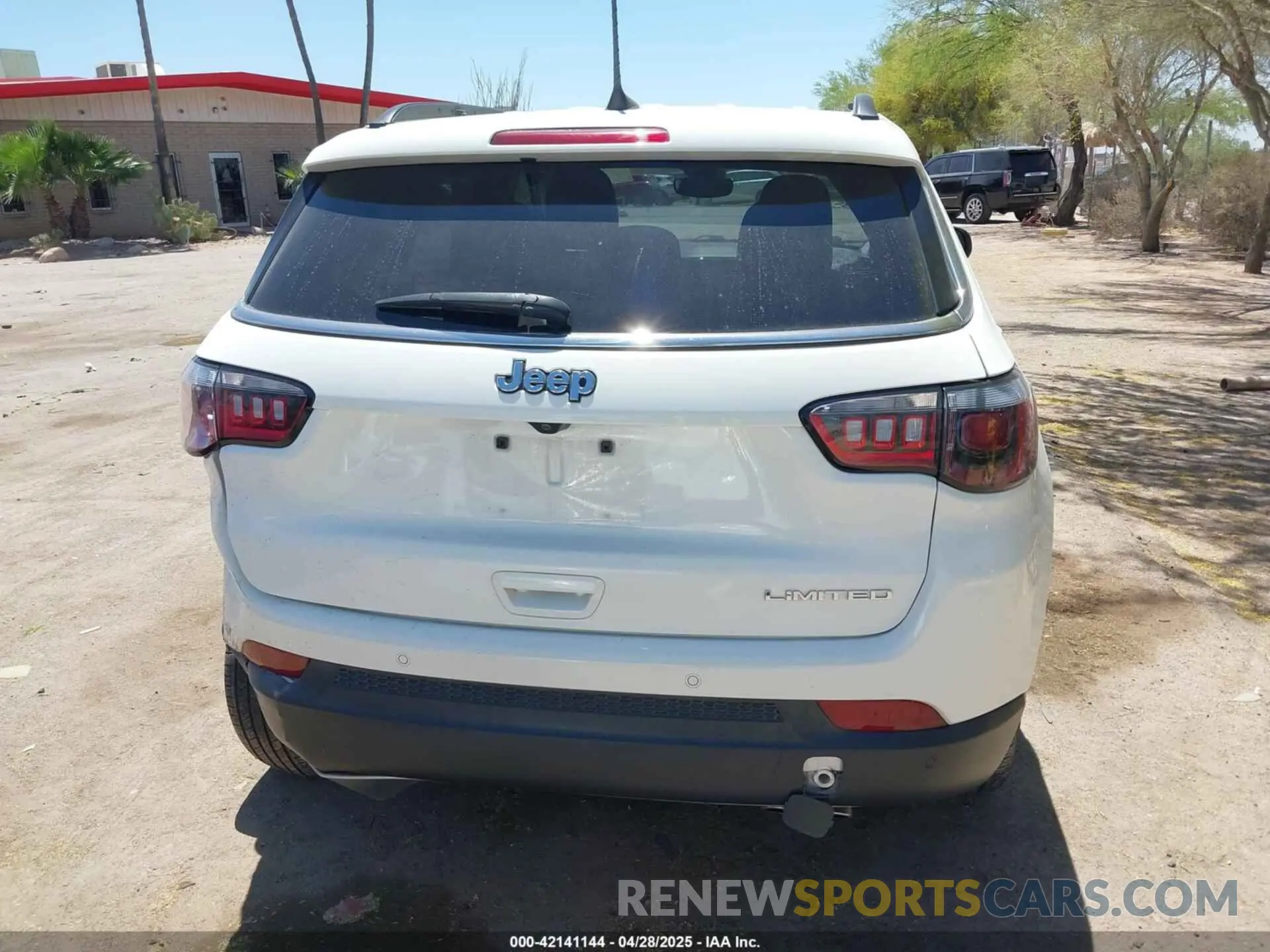 16 fotografías del automóvil dañado 3C4NJCCB1MT555775 JEEP COMPASS 2021