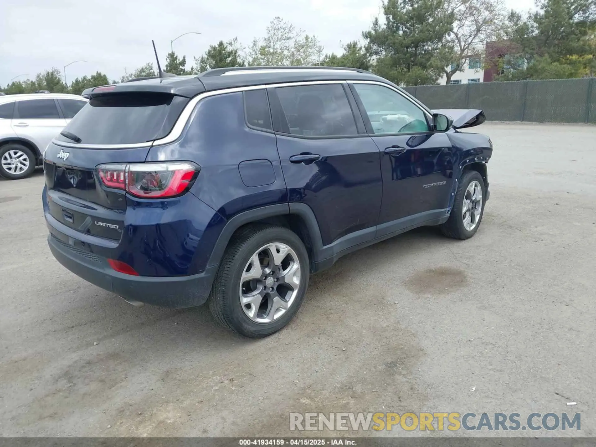 4 fotografías del automóvil dañado 3C4NJCCB1MT581406 JEEP COMPASS 2021