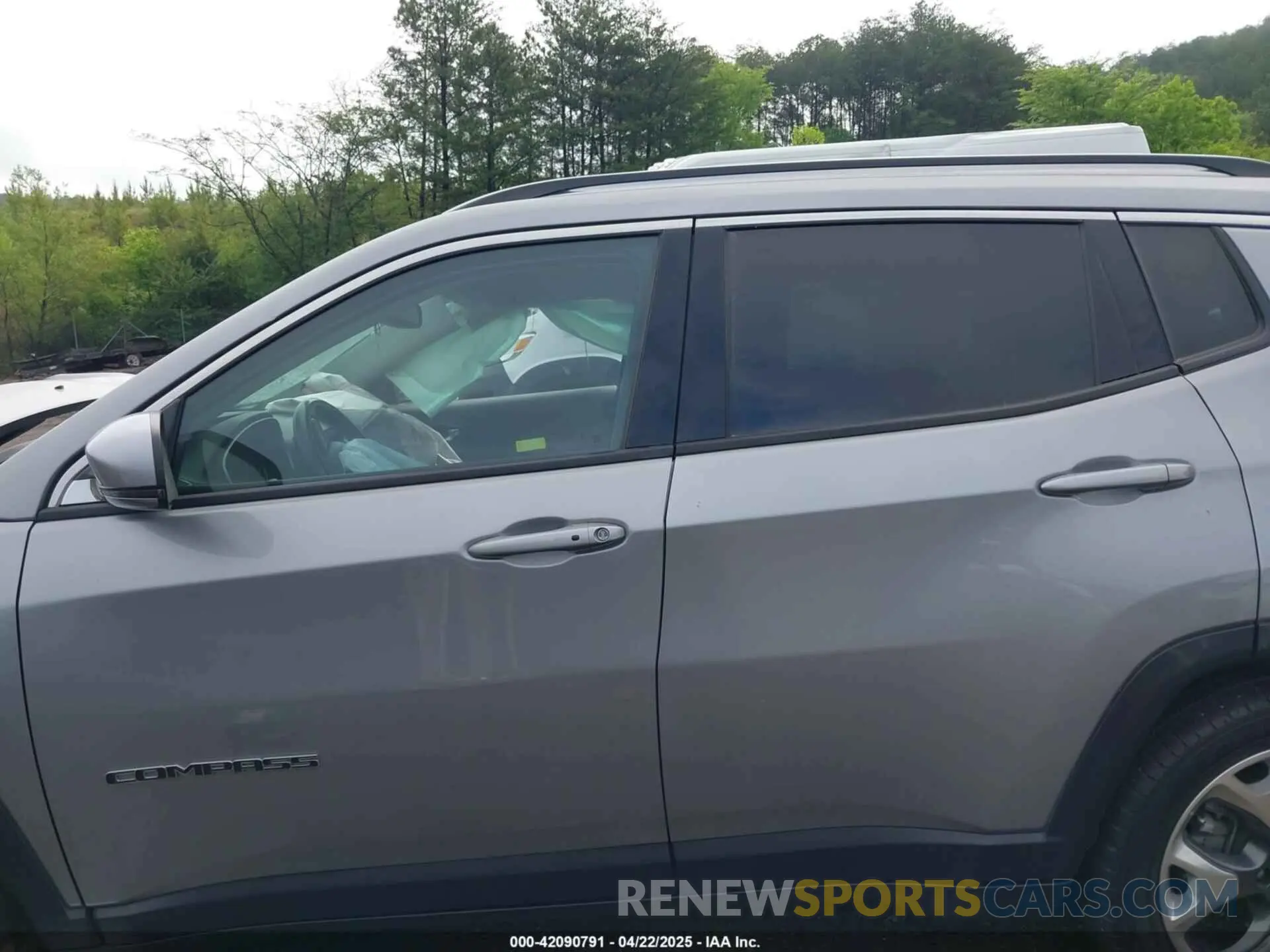 13 fotografías del automóvil dañado 3C4NJCCB7MT514244 JEEP COMPASS 2021