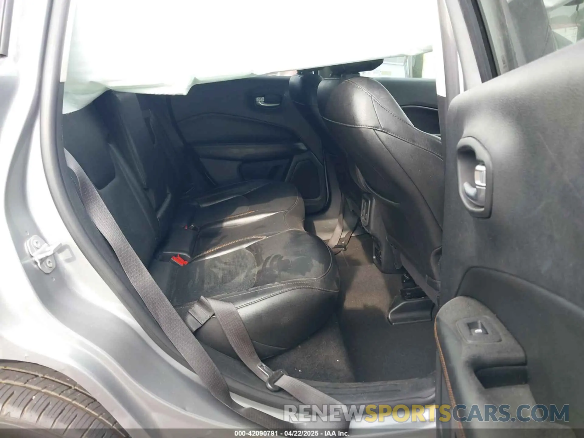 8 fotografías del automóvil dañado 3C4NJCCB7MT514244 JEEP COMPASS 2021
