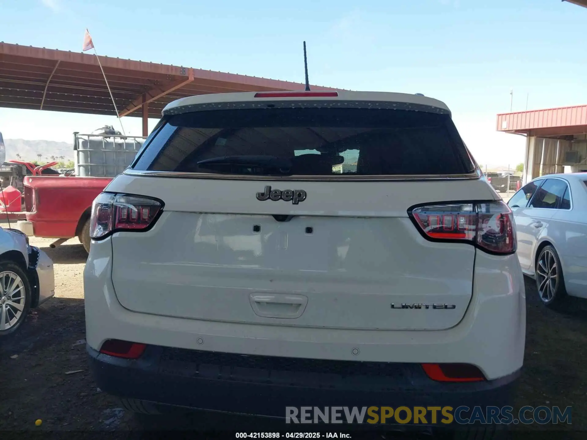 16 fotografías del automóvil dañado 3C4NJCCBXMT511497 JEEP COMPASS 2021