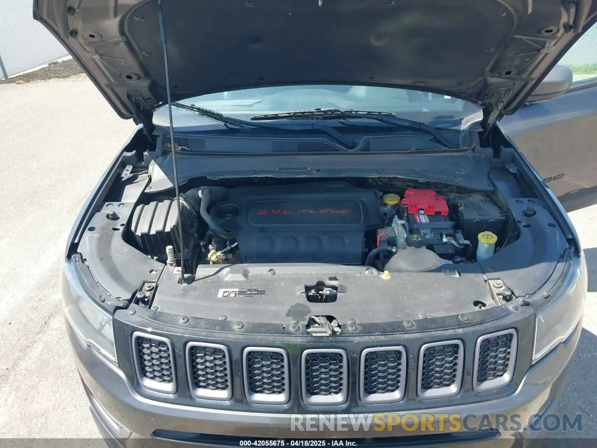 10 fotografías del automóvil dañado 3C4NJCEB1MT548631 JEEP COMPASS 2021