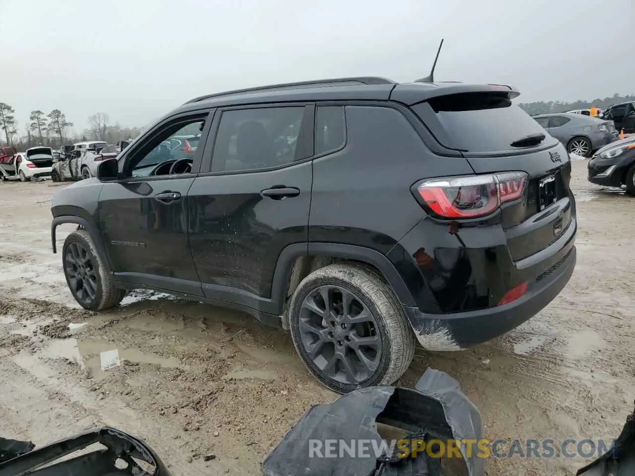 2 fotografías del automóvil dañado 3C4NJCEB2MT602339 JEEP COMPASS 2021