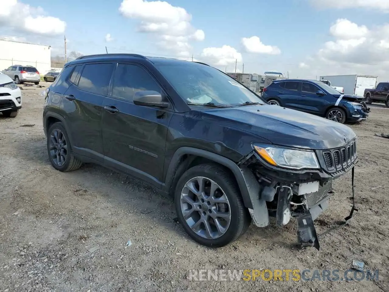 4 fotografías del automóvil dañado 3C4NJCEB3MT553247 JEEP COMPASS 2021
