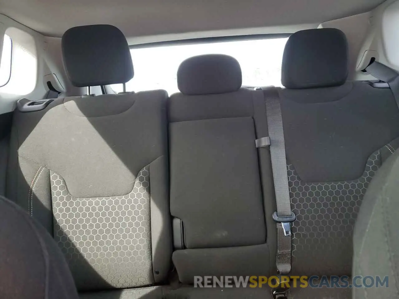 10 fotografías del automóvil dañado 3C4NJDAB1MT500431 JEEP COMPASS 2021