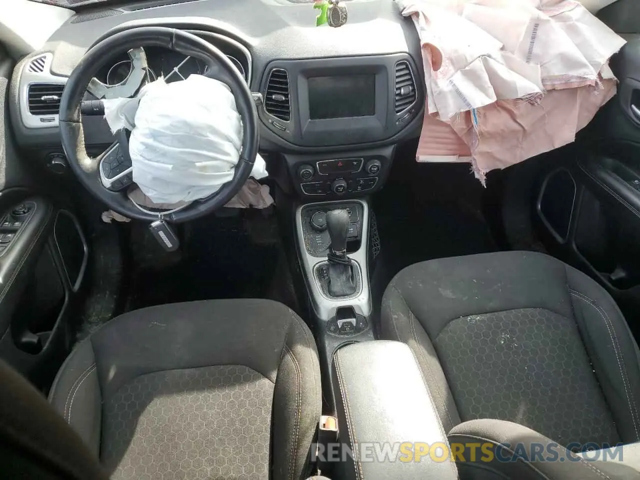 8 fotografías del automóvil dañado 3C4NJDAB1MT500431 JEEP COMPASS 2021