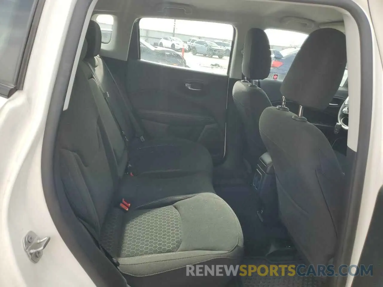 10 fotografías del automóvil dañado 3C4NJDAB3MT545189 JEEP COMPASS 2021