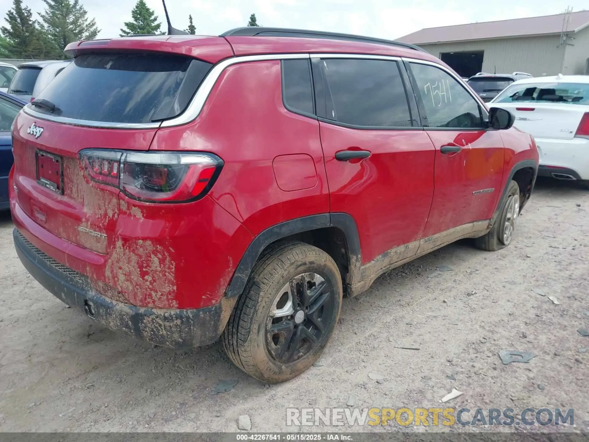 4 fotografías del automóvil dañado 3C4NJDAB6MT525308 JEEP COMPASS 2021