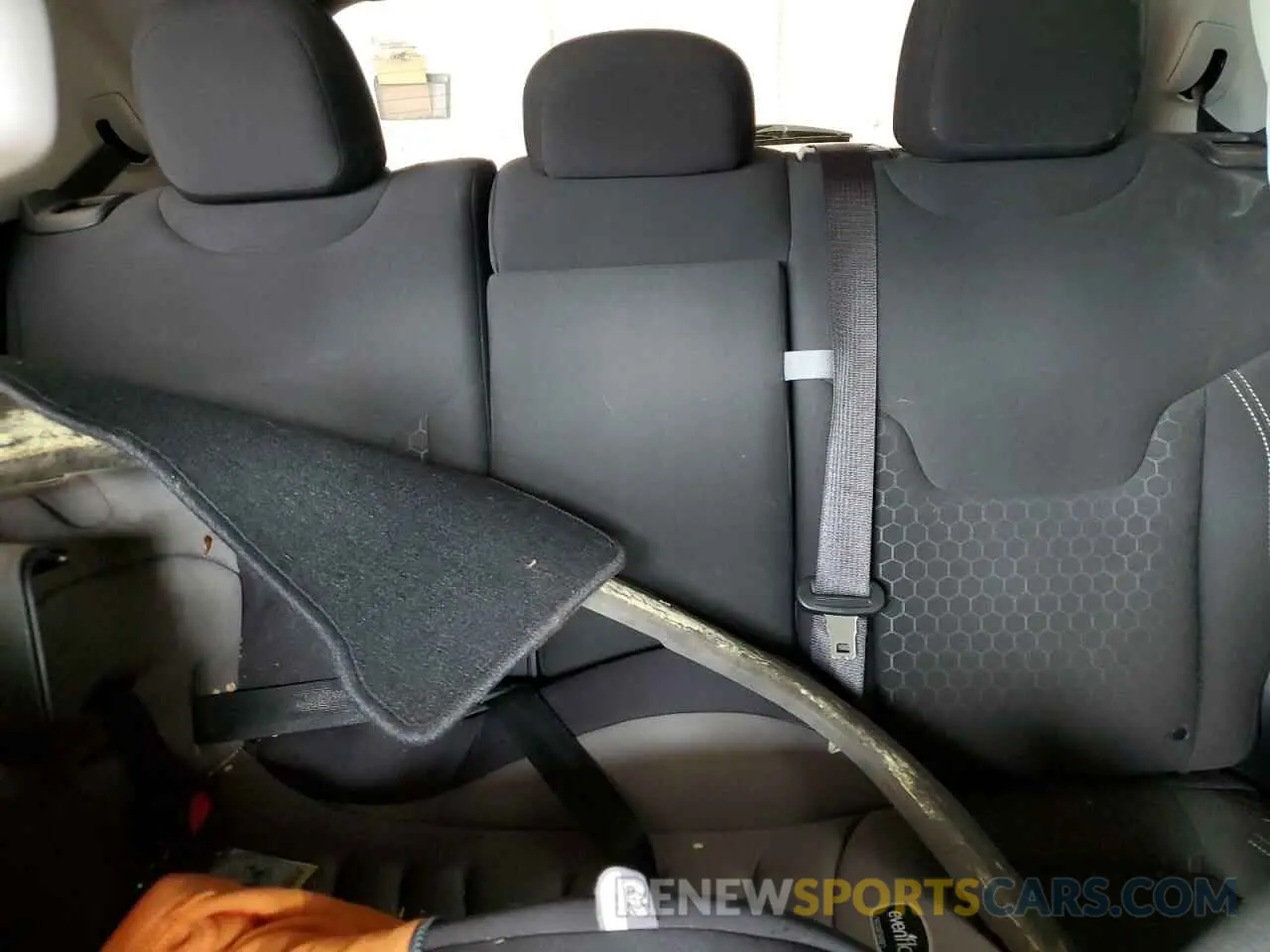10 fotografías del automóvil dañado 3C4NJDAB6MT591227 JEEP COMPASS 2021