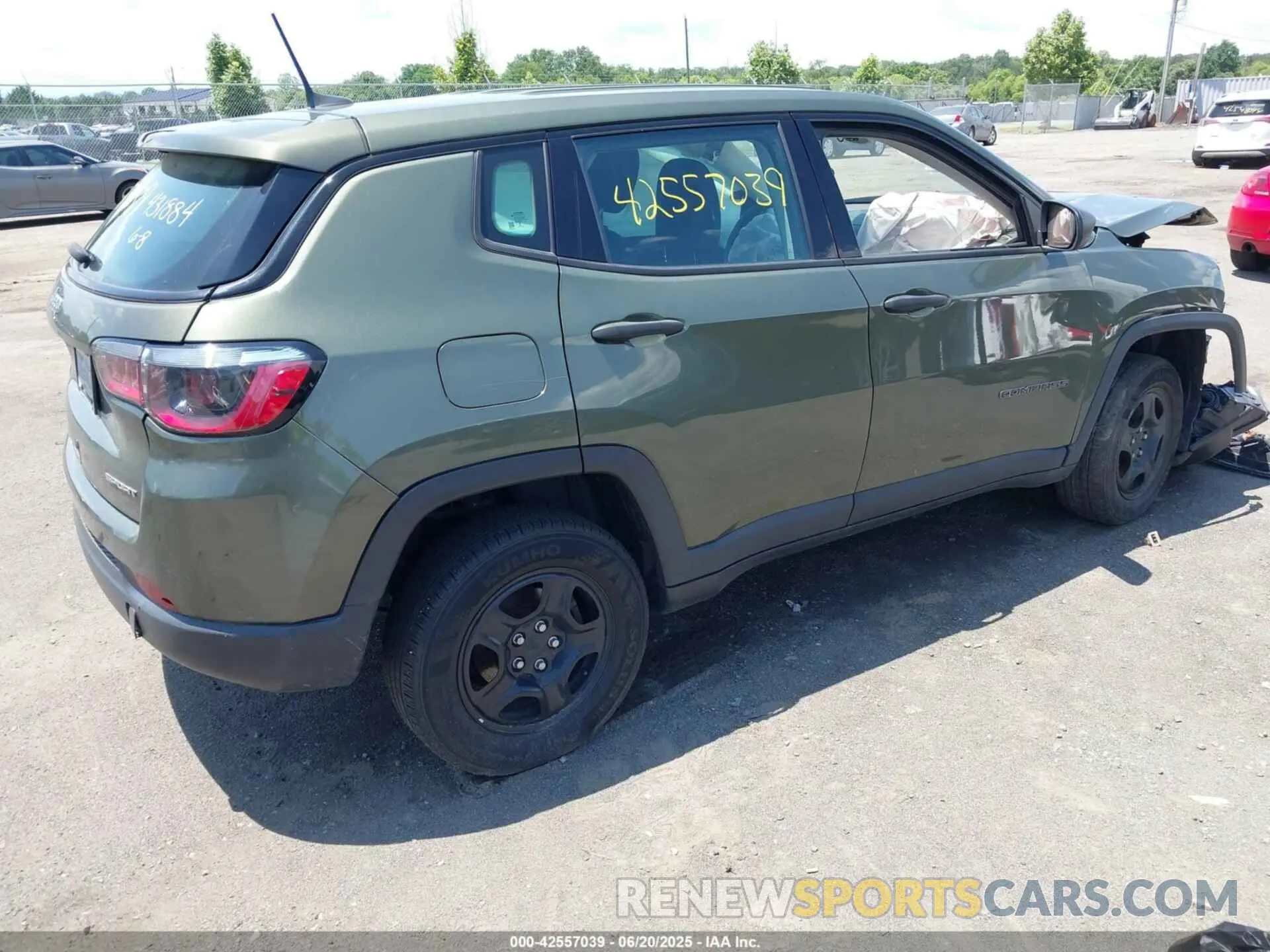 4 fotografías del automóvil dañado 3C4NJDAB6MT591308 JEEP COMPASS 2021