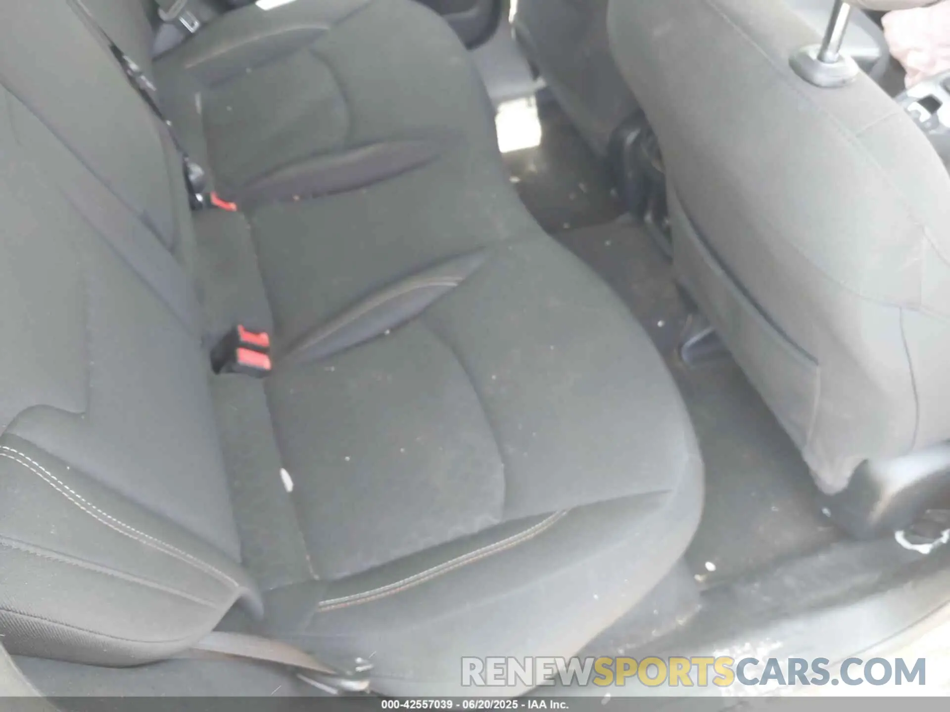 8 fotografías del automóvil dañado 3C4NJDAB6MT591308 JEEP COMPASS 2021