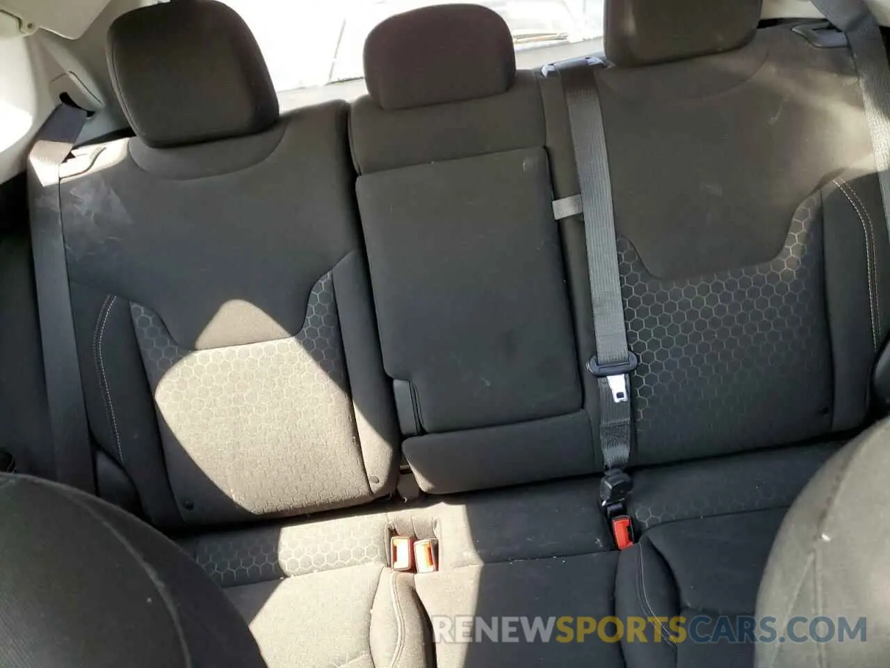 10 fotografías del automóvil dañado 3C4NJDAB8MT554681 JEEP COMPASS 2021