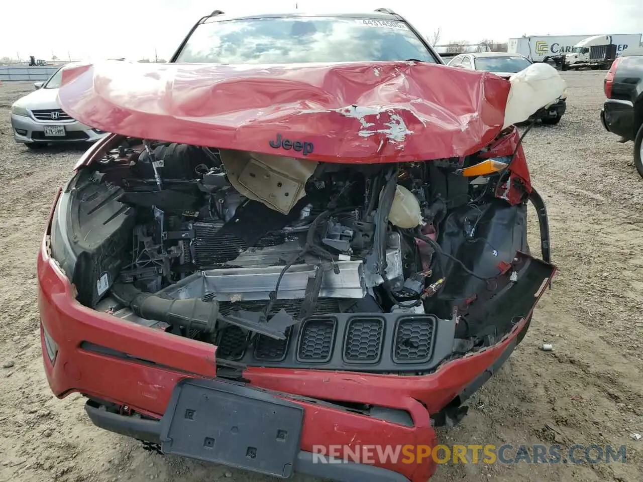 5 fotografías del automóvil dañado 3C4NJDBB1MT562619 JEEP COMPASS 2021