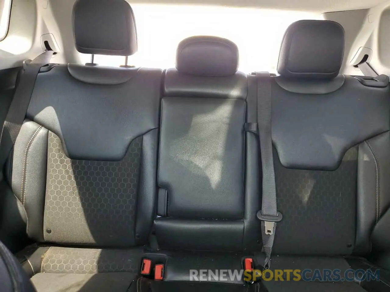 10 fotografías del automóvil dañado 3C4NJDBB1MT584118 JEEP COMPASS 2021