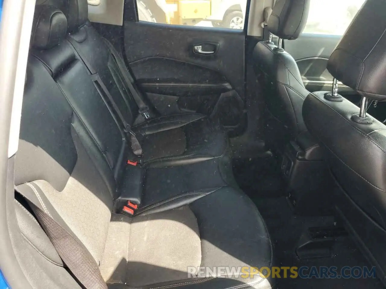 11 fotografías del automóvil dañado 3C4NJDBB1MT584118 JEEP COMPASS 2021