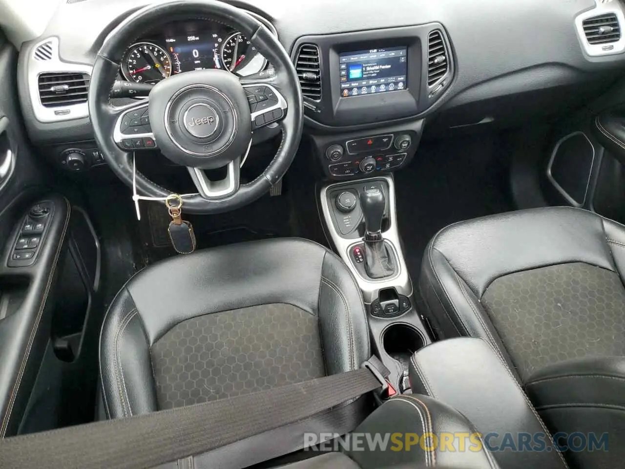 8 fotografías del automóvil dañado 3C4NJDBB1MT600821 JEEP COMPASS 2021