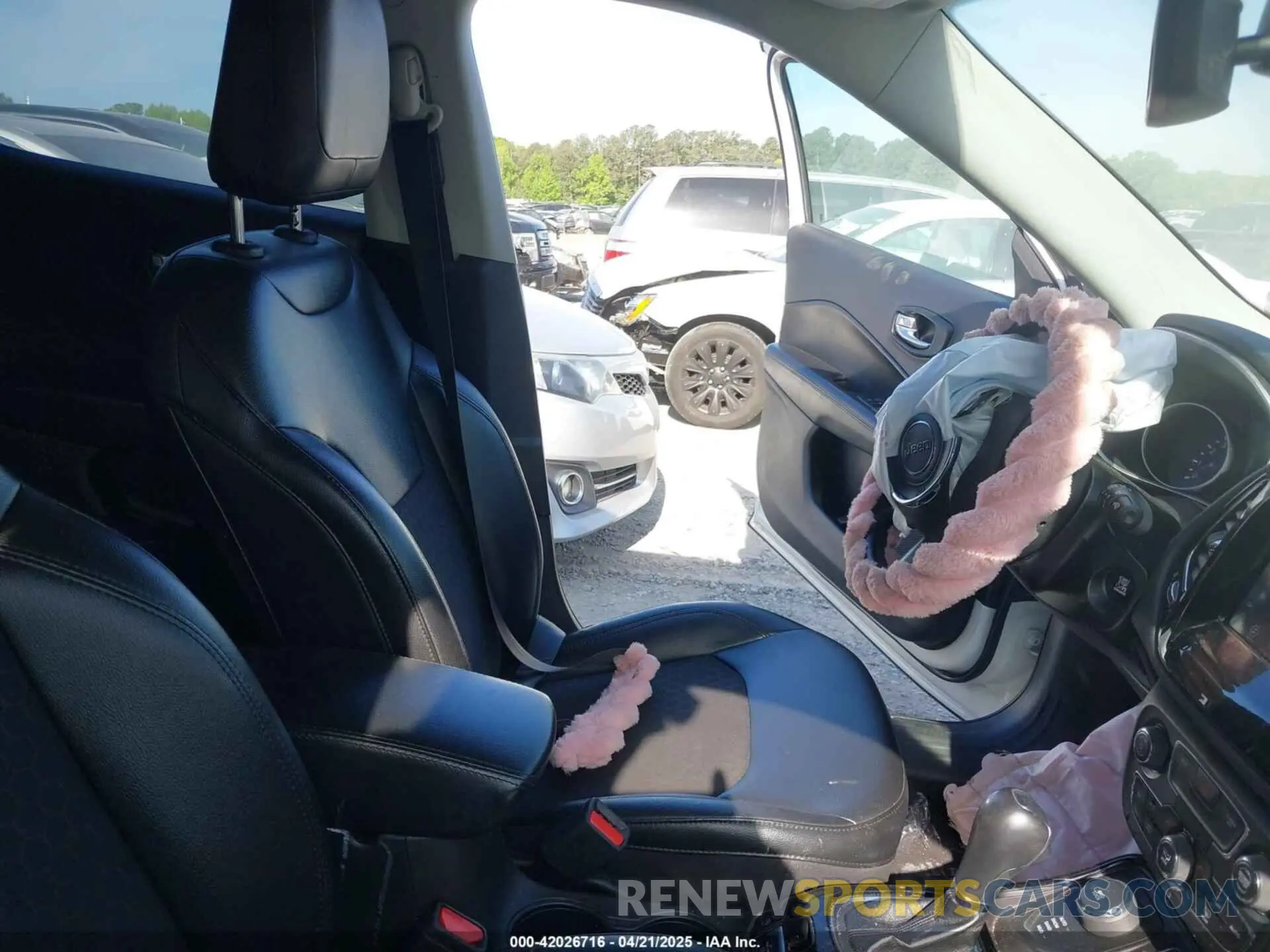 5 fotografías del automóvil dañado 3C4NJDBB2MT596181 JEEP COMPASS 2021