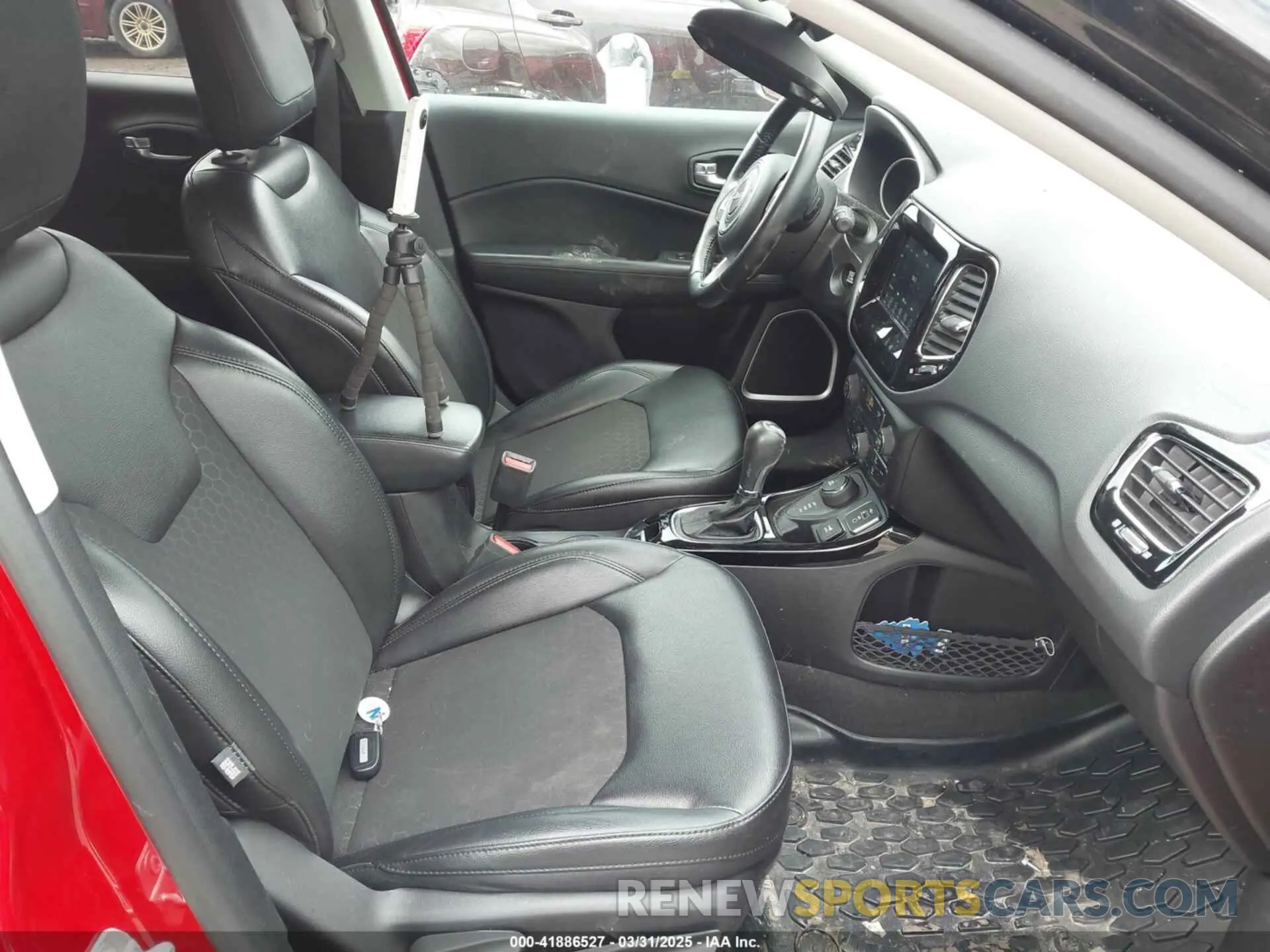 5 fotografías del automóvil dañado 3C4NJDBB3MT504477 JEEP COMPASS 2021