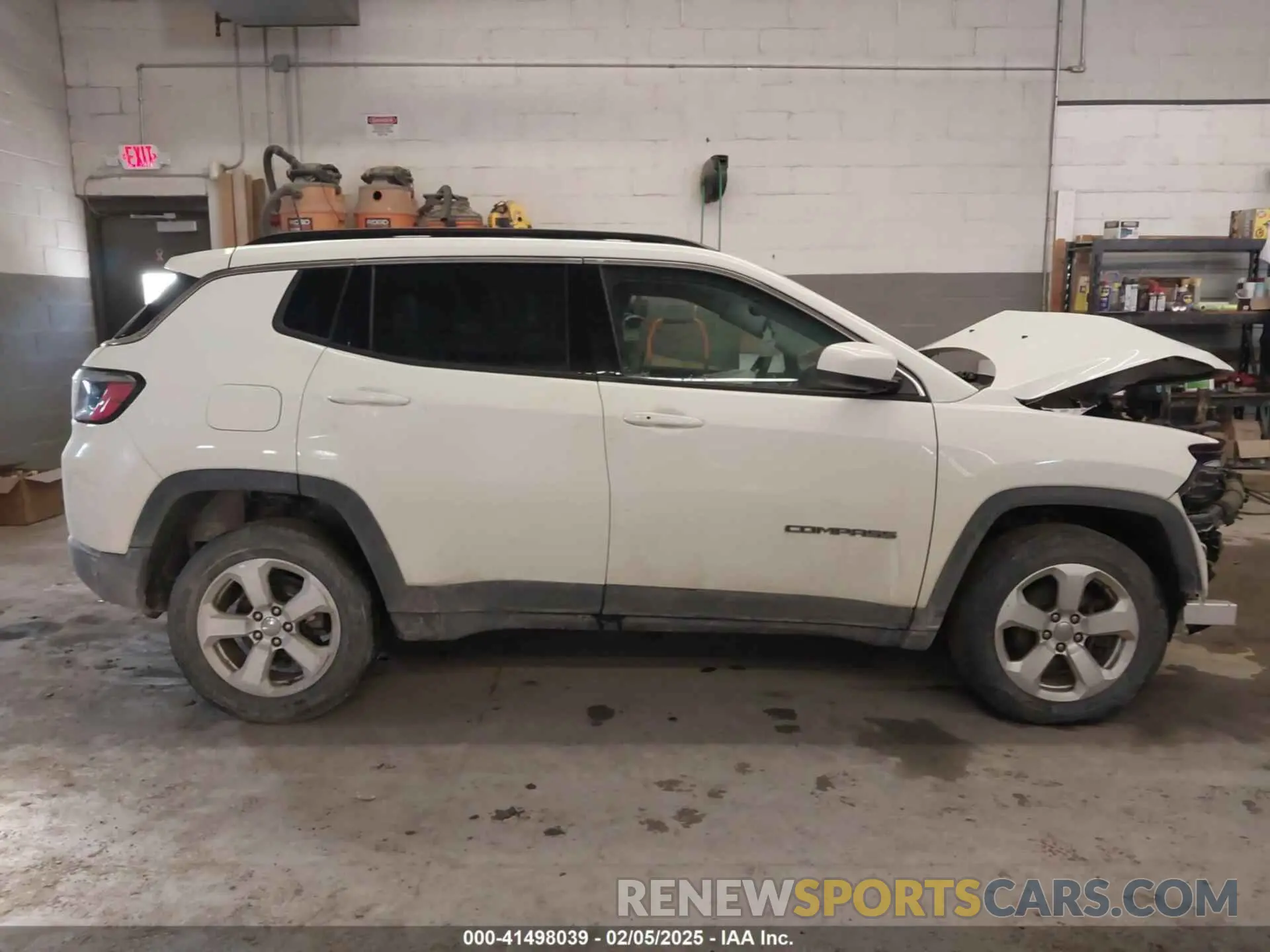 14 fotografías del automóvil dañado 3C4NJDBB3MT504835 JEEP COMPASS 2021