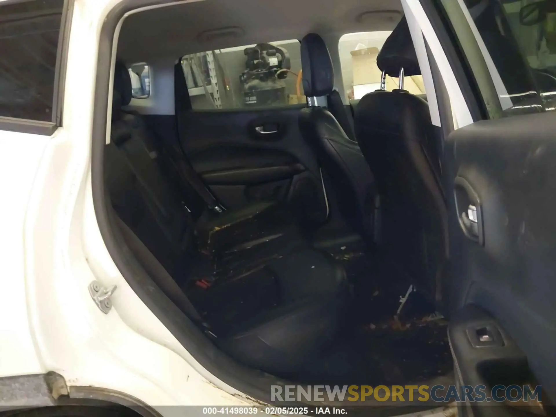 8 fotografías del automóvil dañado 3C4NJDBB3MT504835 JEEP COMPASS 2021
