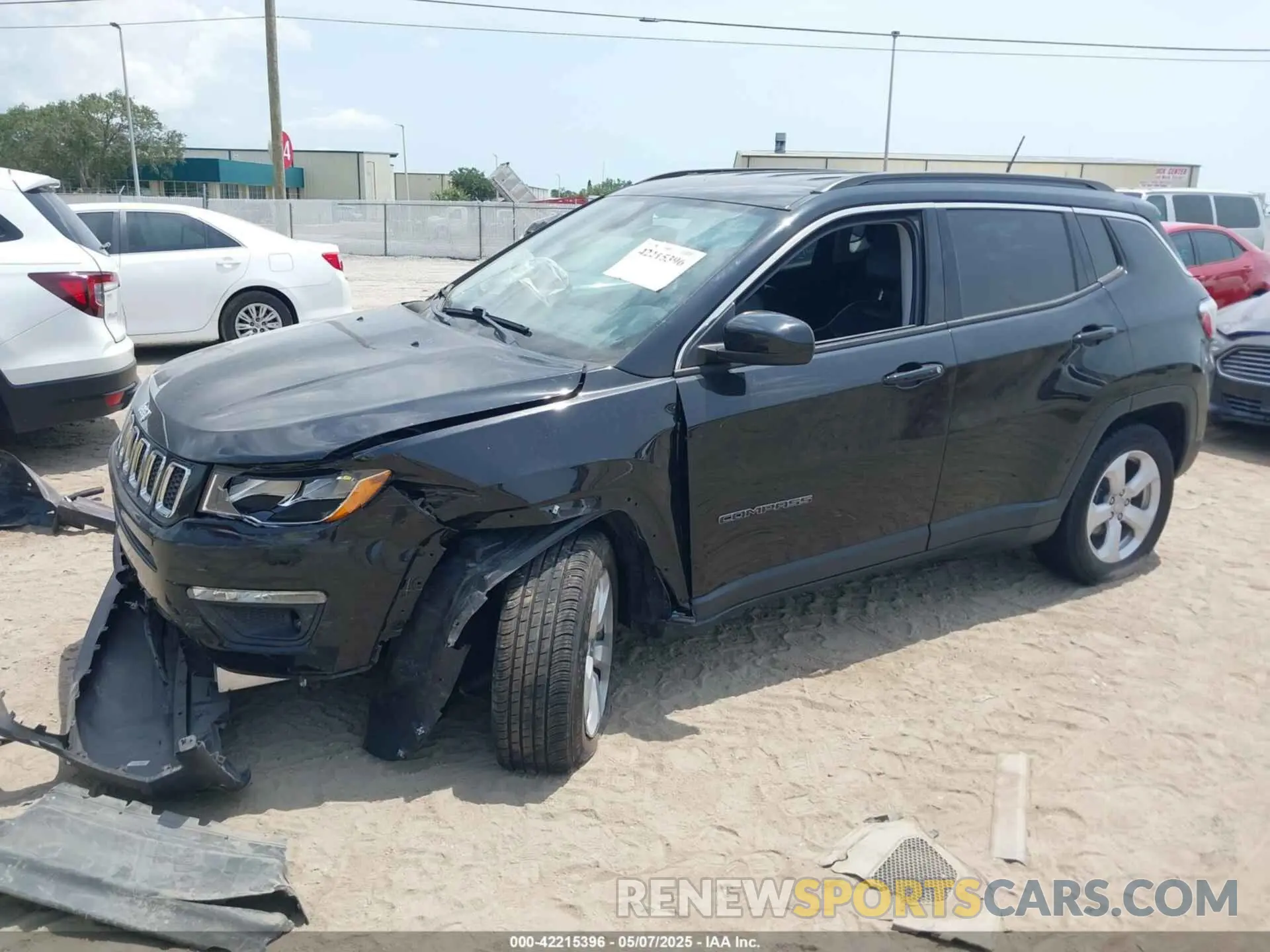 2 fotografías del automóvil dañado 3C4NJDBB4MT593072 JEEP COMPASS 2021