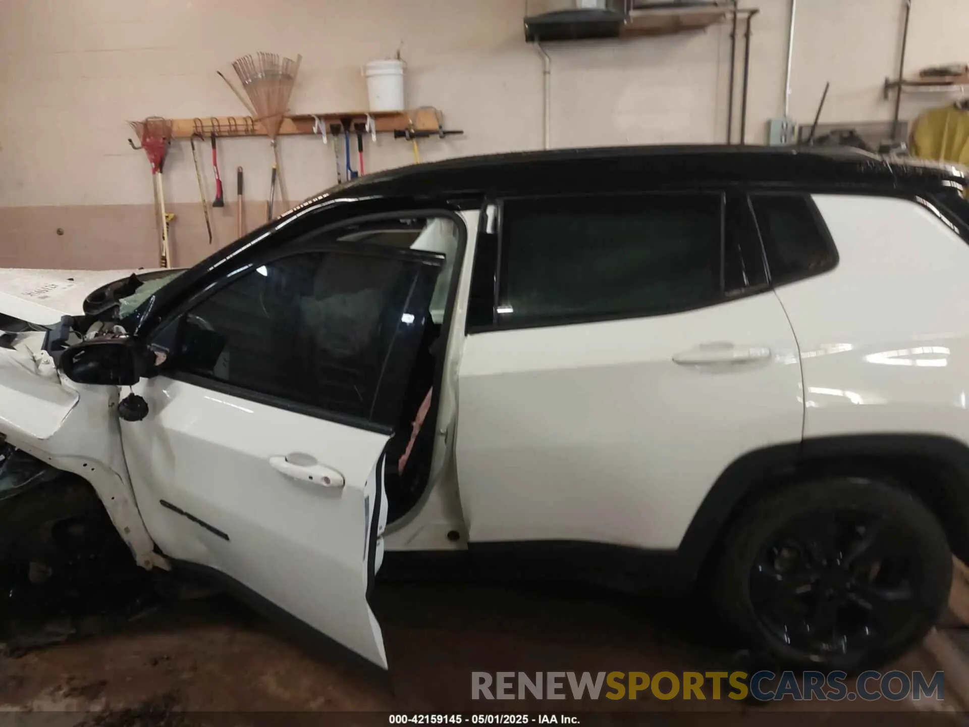 13 fotografías del automóvil dañado 3C4NJDBB8MT530881 JEEP COMPASS 2021