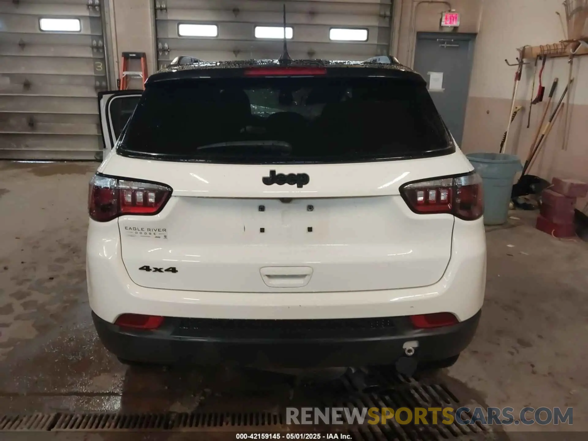 15 fotografías del automóvil dañado 3C4NJDBB8MT530881 JEEP COMPASS 2021