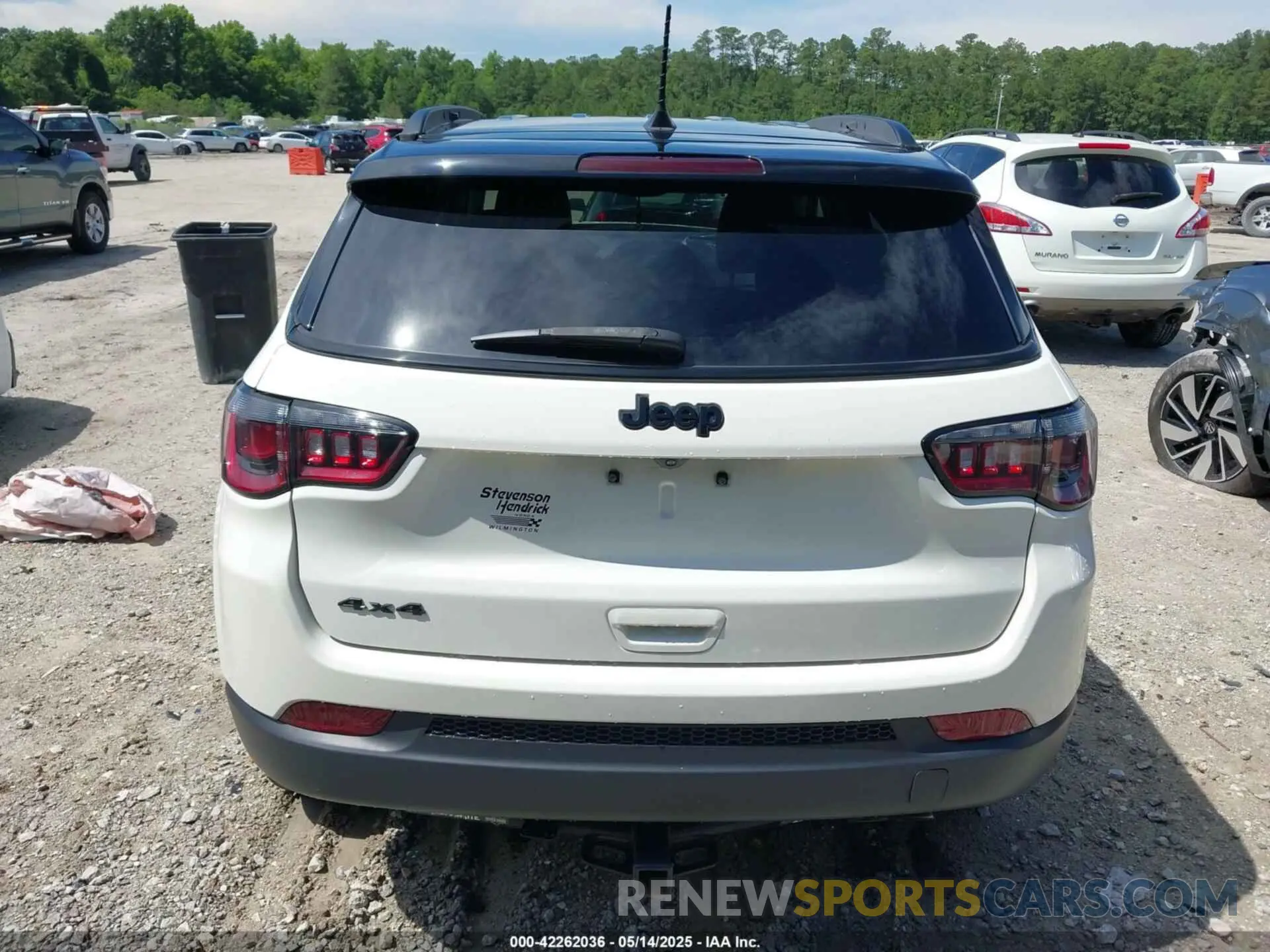 16 fotografías del automóvil dañado 3C4NJDBB8MT555358 JEEP COMPASS 2021