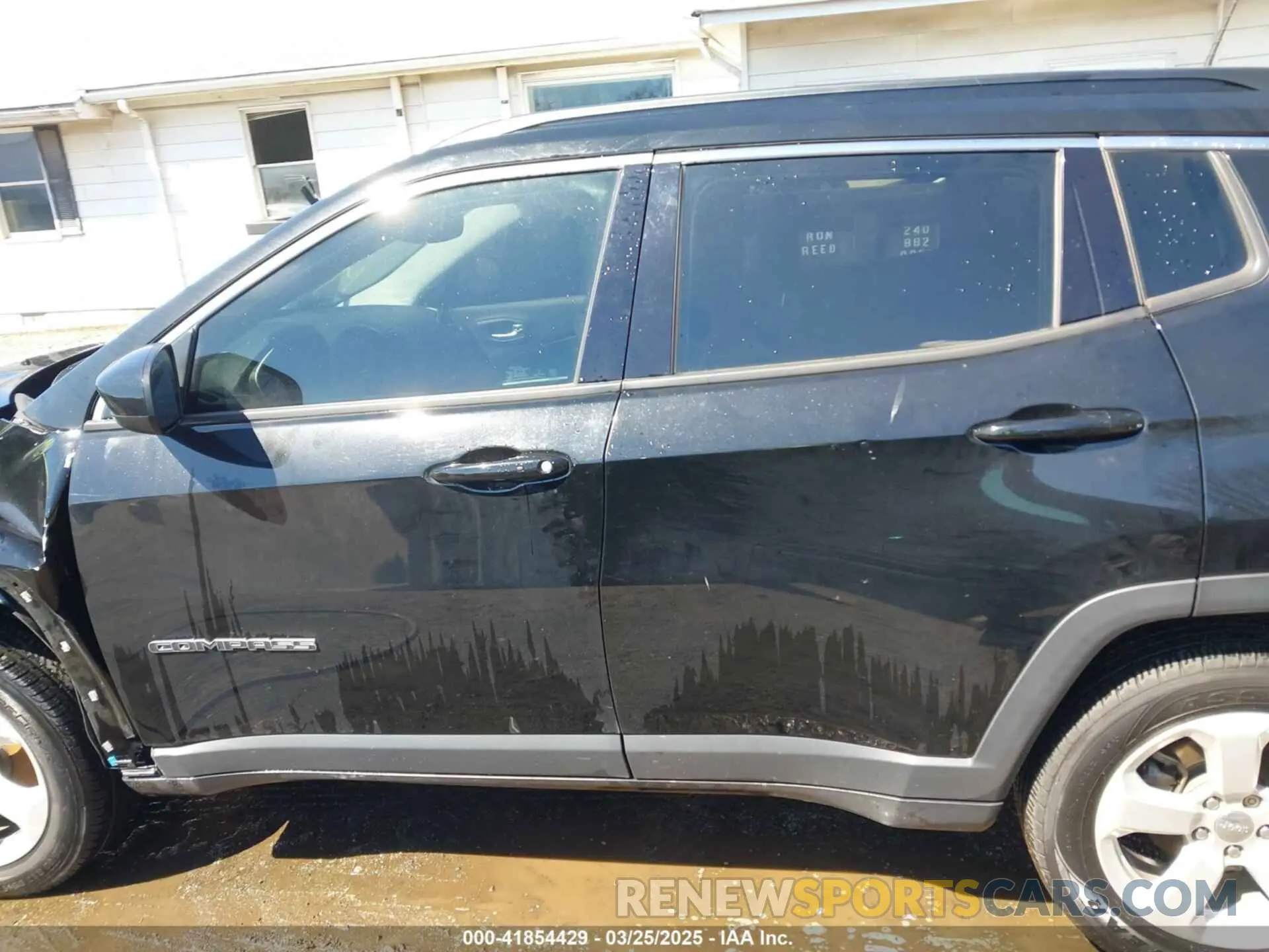 15 fotografías del automóvil dañado 3C4NJDBB8MT558325 JEEP COMPASS 2021