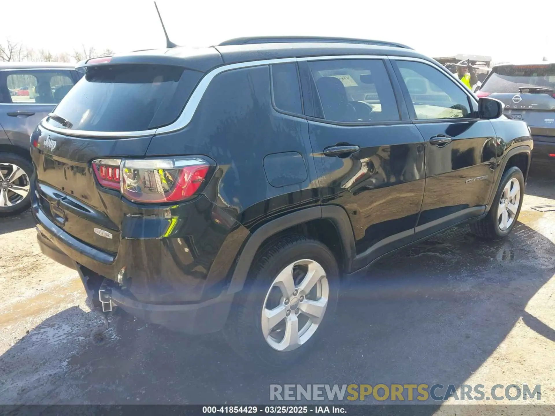 4 fotografías del automóvil dañado 3C4NJDBB8MT558325 JEEP COMPASS 2021