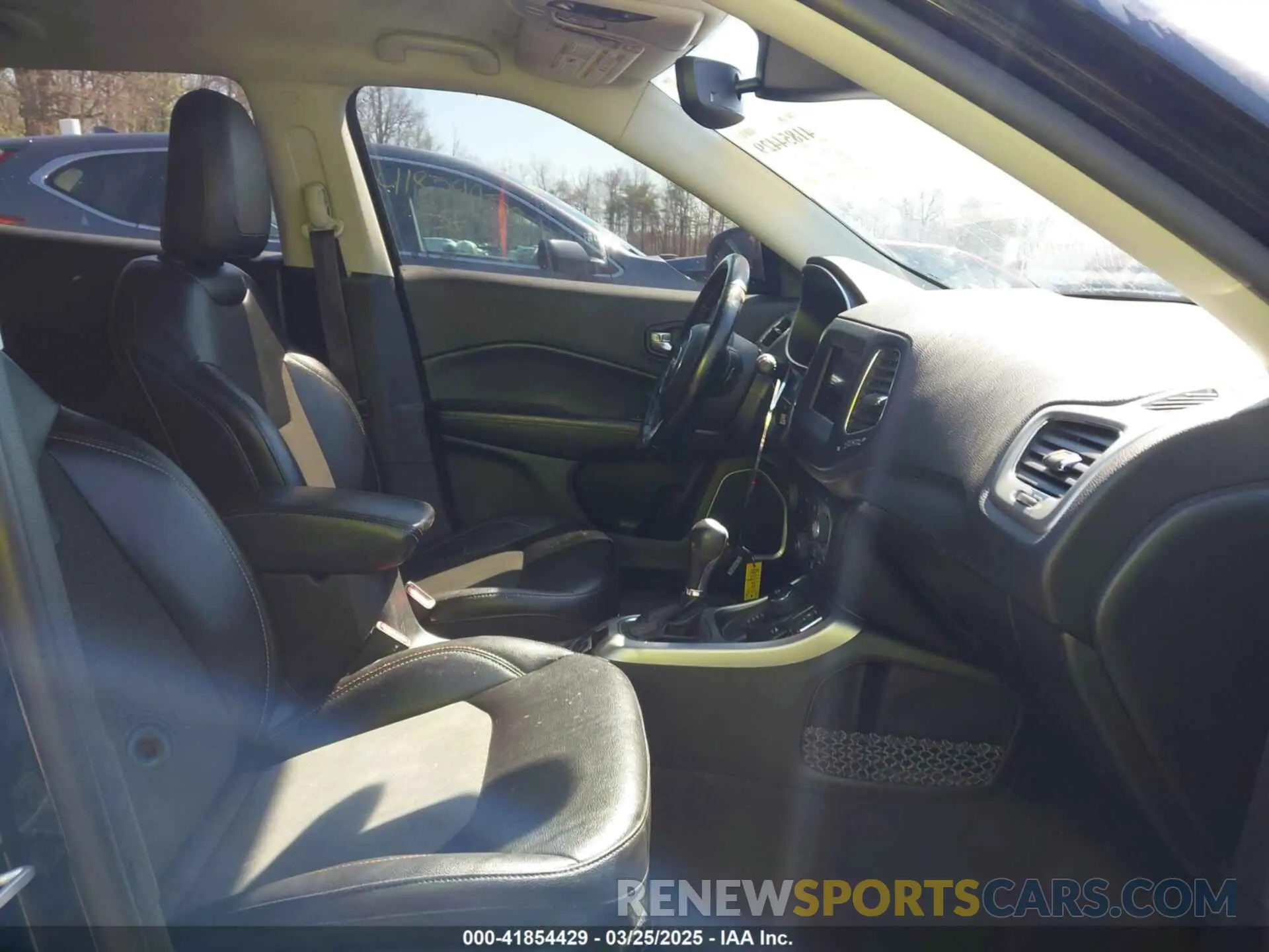5 fotografías del automóvil dañado 3C4NJDBB8MT558325 JEEP COMPASS 2021