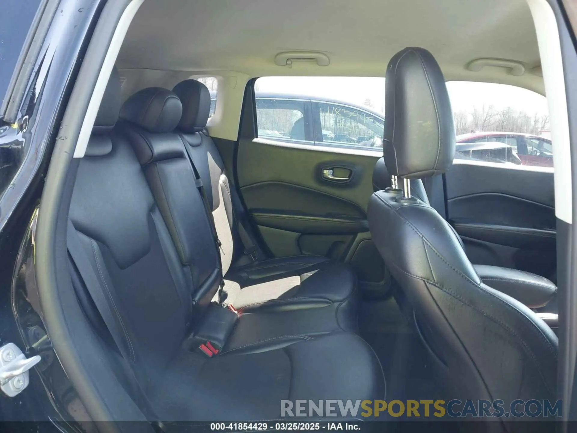 8 fotografías del automóvil dañado 3C4NJDBB8MT558325 JEEP COMPASS 2021