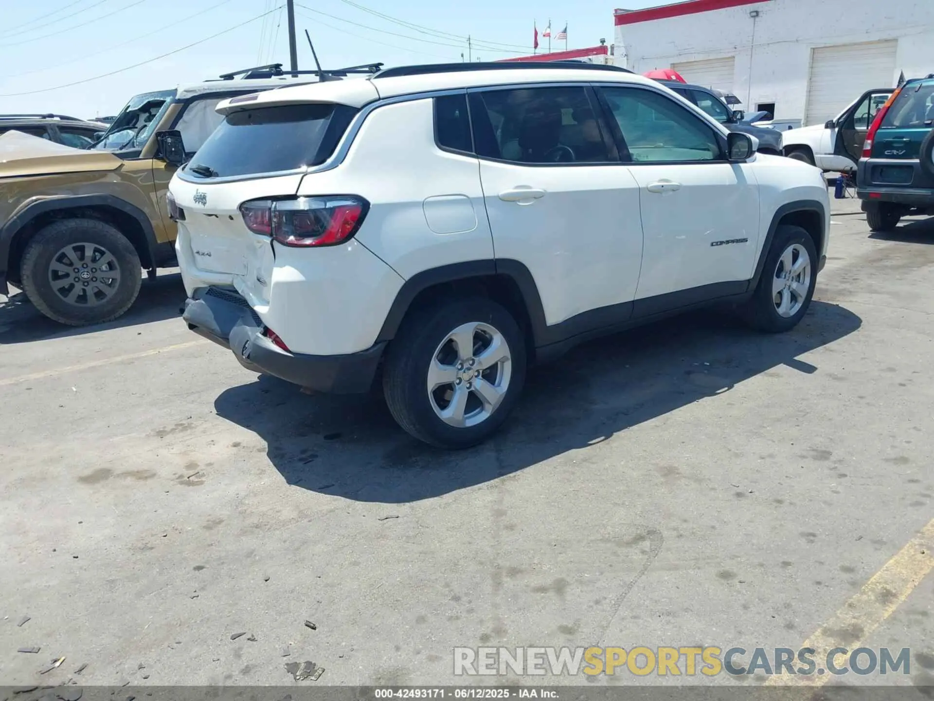 4 fotografías del automóvil dañado 3C4NJDBB9MT560794 JEEP COMPASS 2021