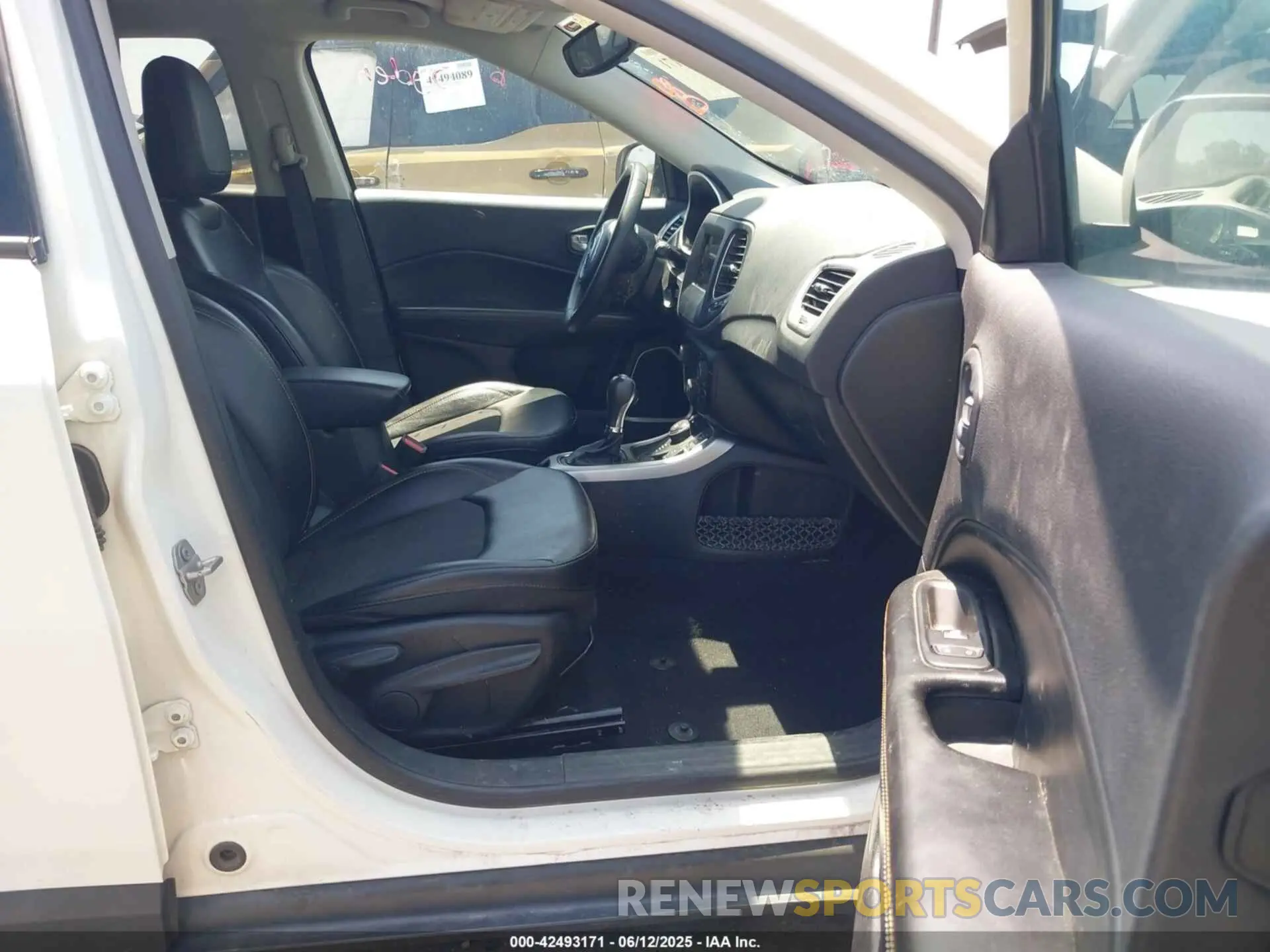 5 fotografías del automóvil dañado 3C4NJDBB9MT560794 JEEP COMPASS 2021