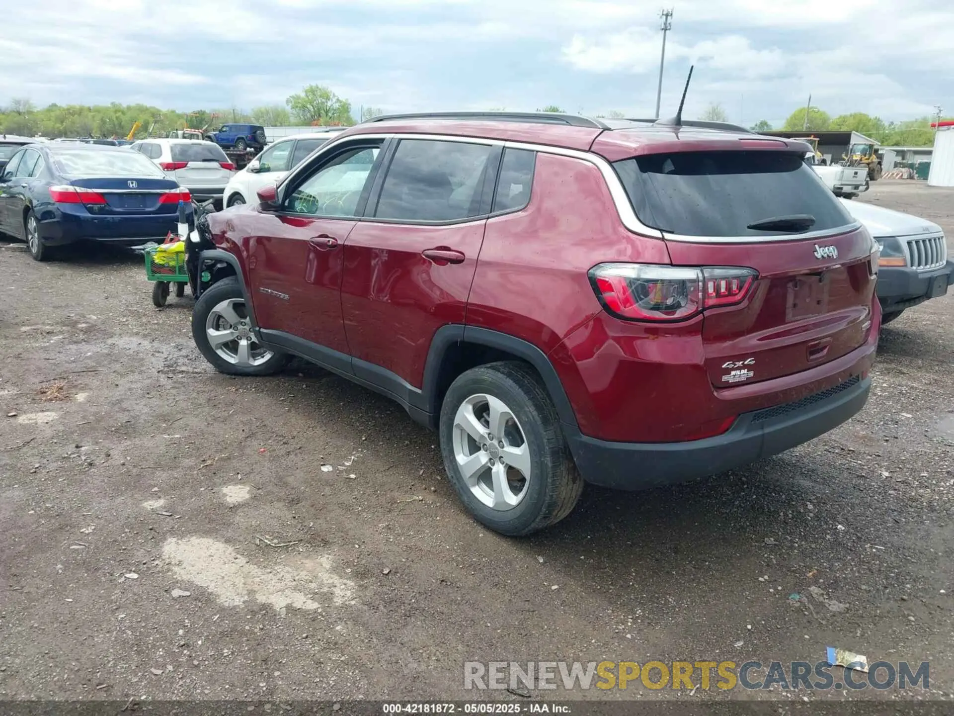 3 fotografías del automóvil dañado 3C4NJDBBXMT504993 JEEP COMPASS 2021
