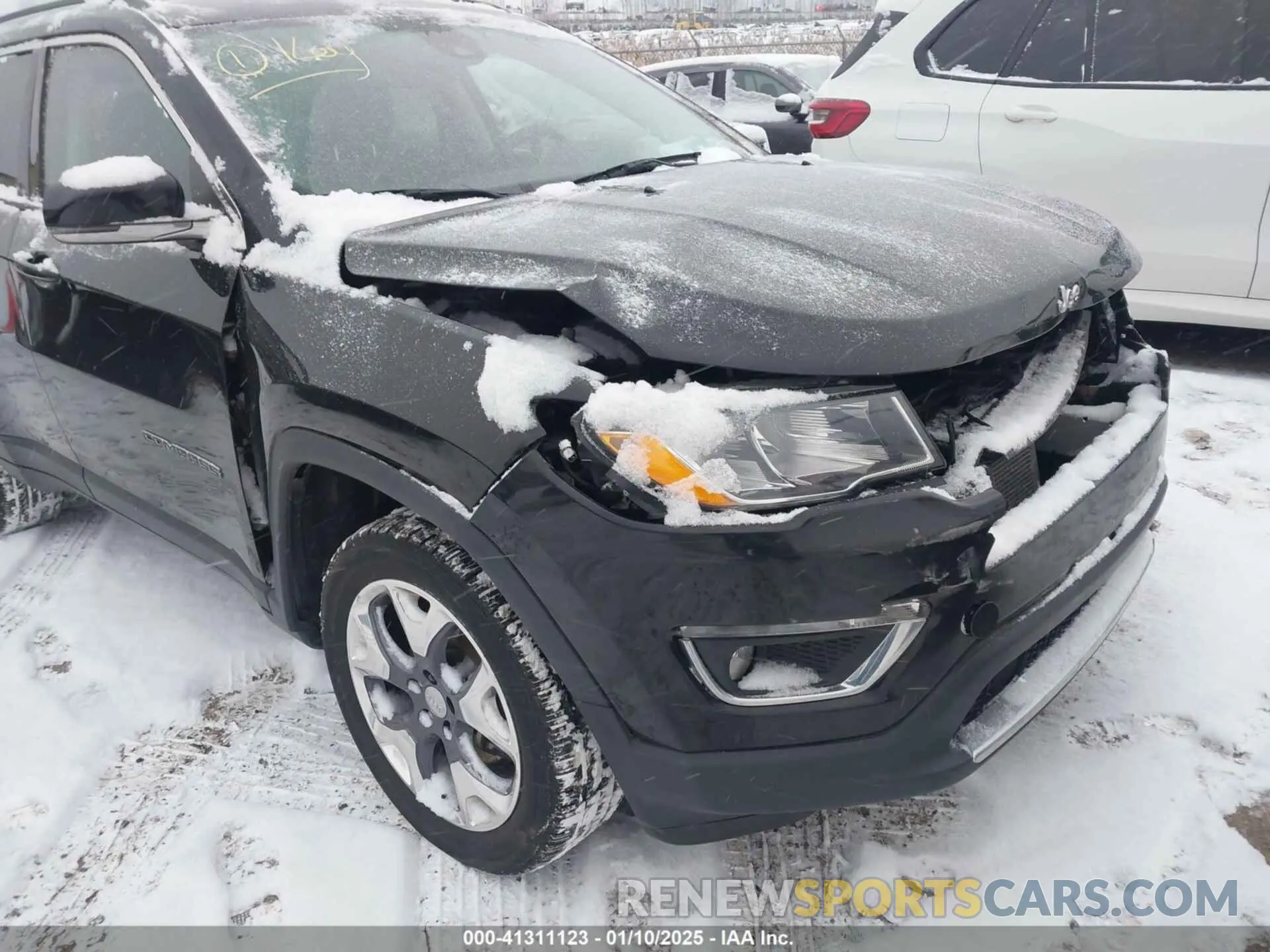 17 fotografías del automóvil dañado 3C4NJDCB3MT550874 JEEP COMPASS 2021