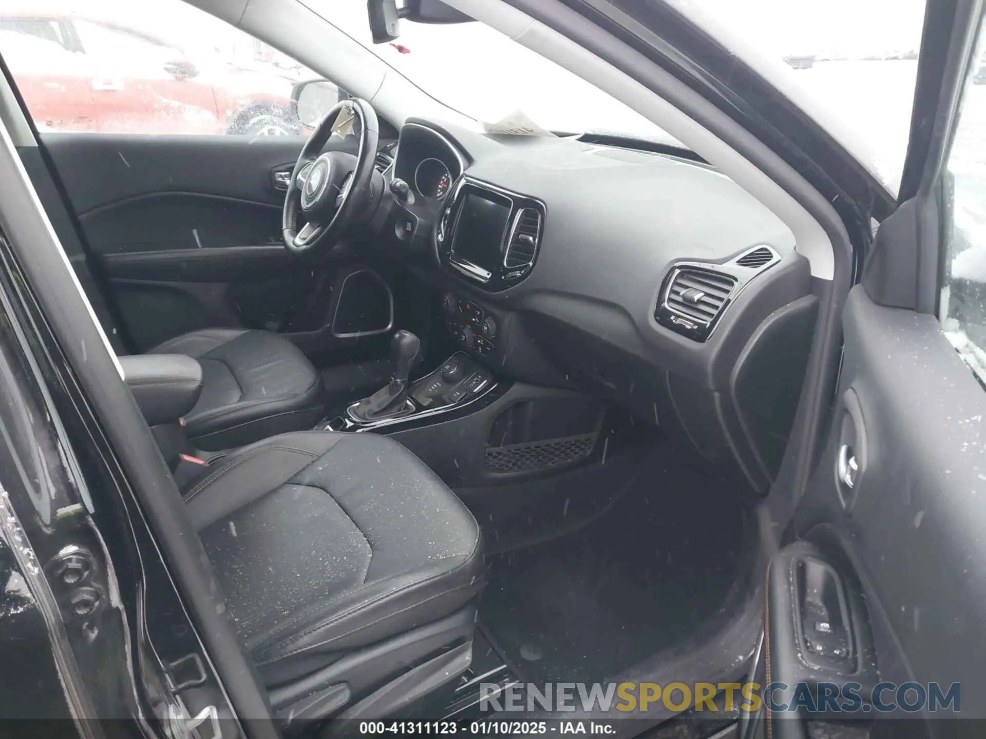 5 fotografías del automóvil dañado 3C4NJDCB3MT550874 JEEP COMPASS 2021