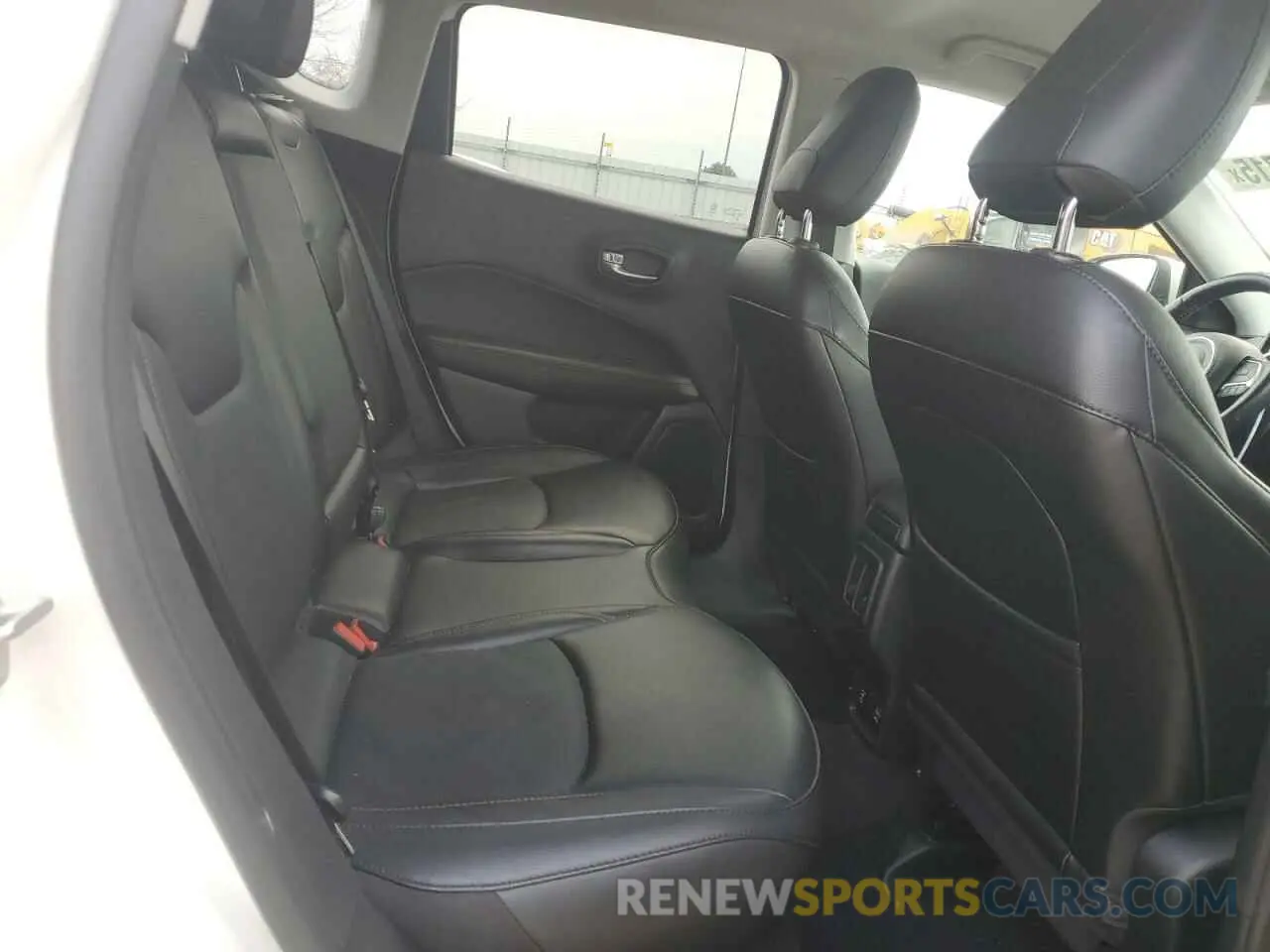 10 fotografías del automóvil dañado 3C4NJDCB3MT558778 JEEP COMPASS 2021