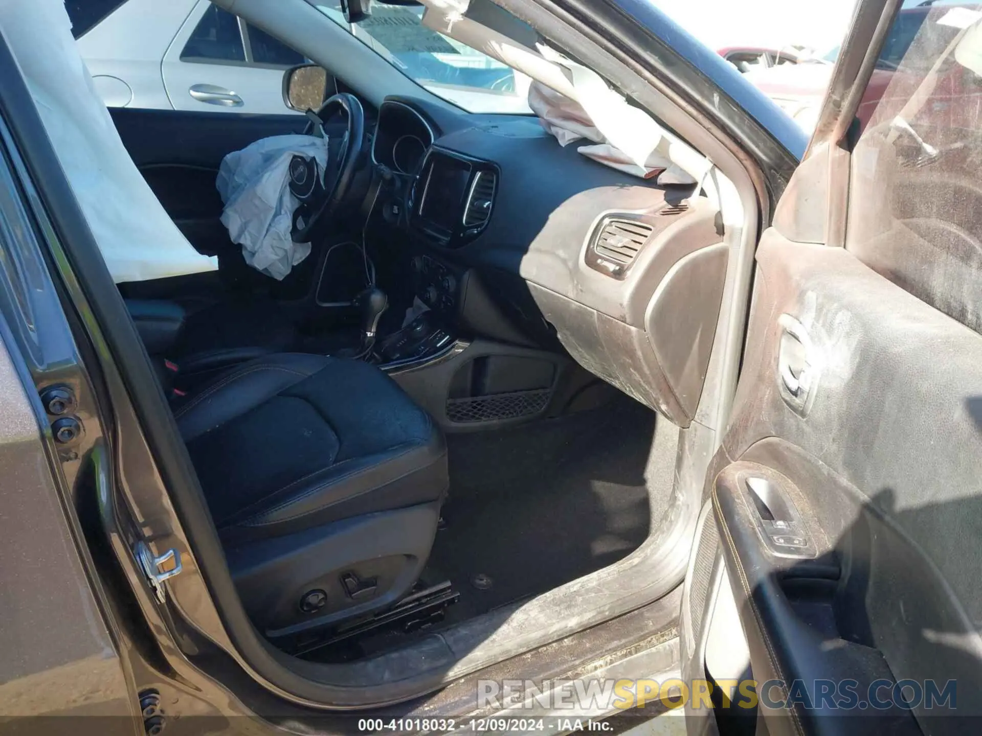 5 fotografías del automóvil dañado 3C4NJDCB3MT578755 JEEP COMPASS 2021