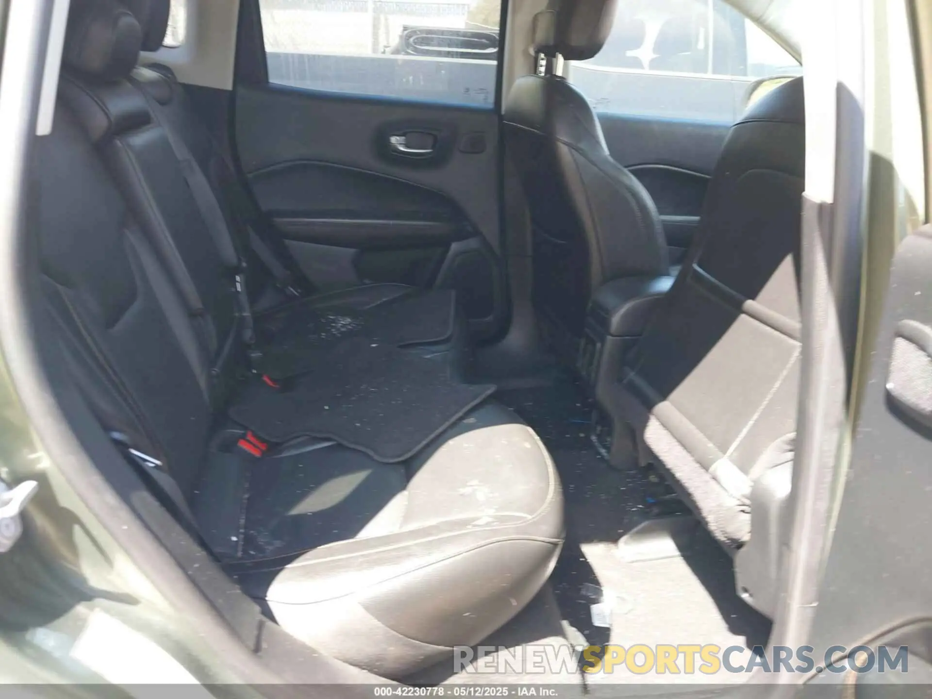 8 fotografías del automóvil dañado 3C4NJDCB4MT599954 JEEP COMPASS 2021