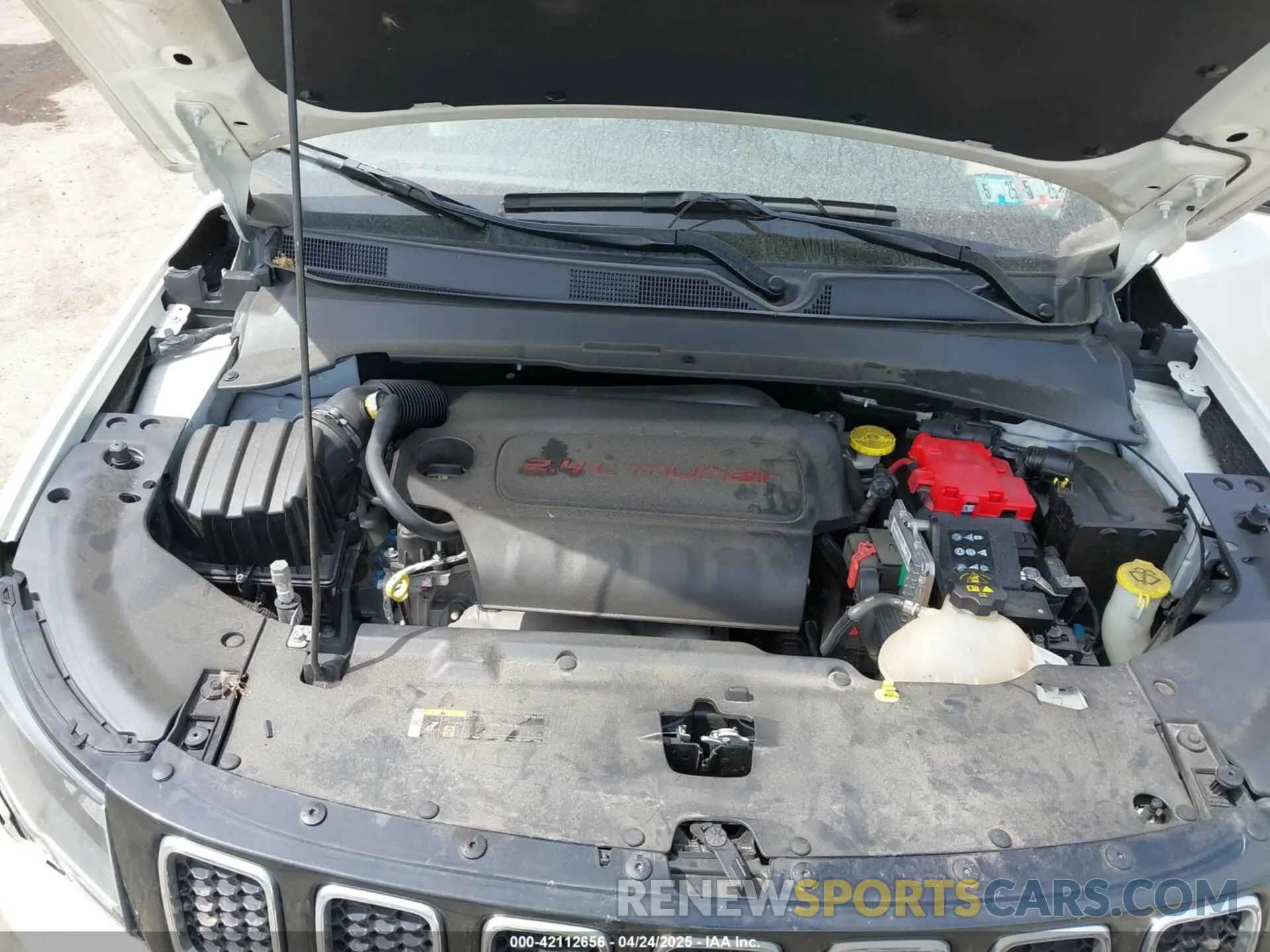 10 fotografías del automóvil dañado 3C4NJDCB5MT588915 JEEP COMPASS 2021