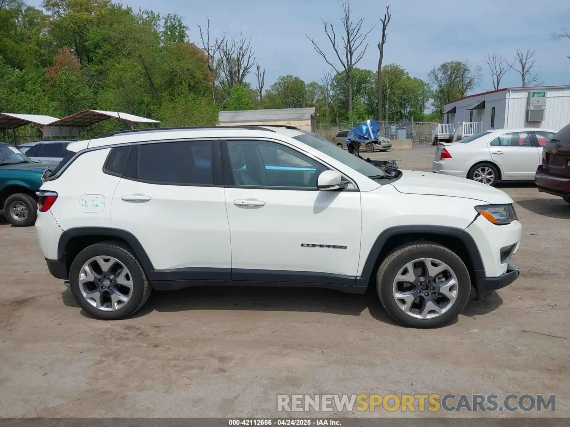 13 fotografías del automóvil dañado 3C4NJDCB5MT588915 JEEP COMPASS 2021