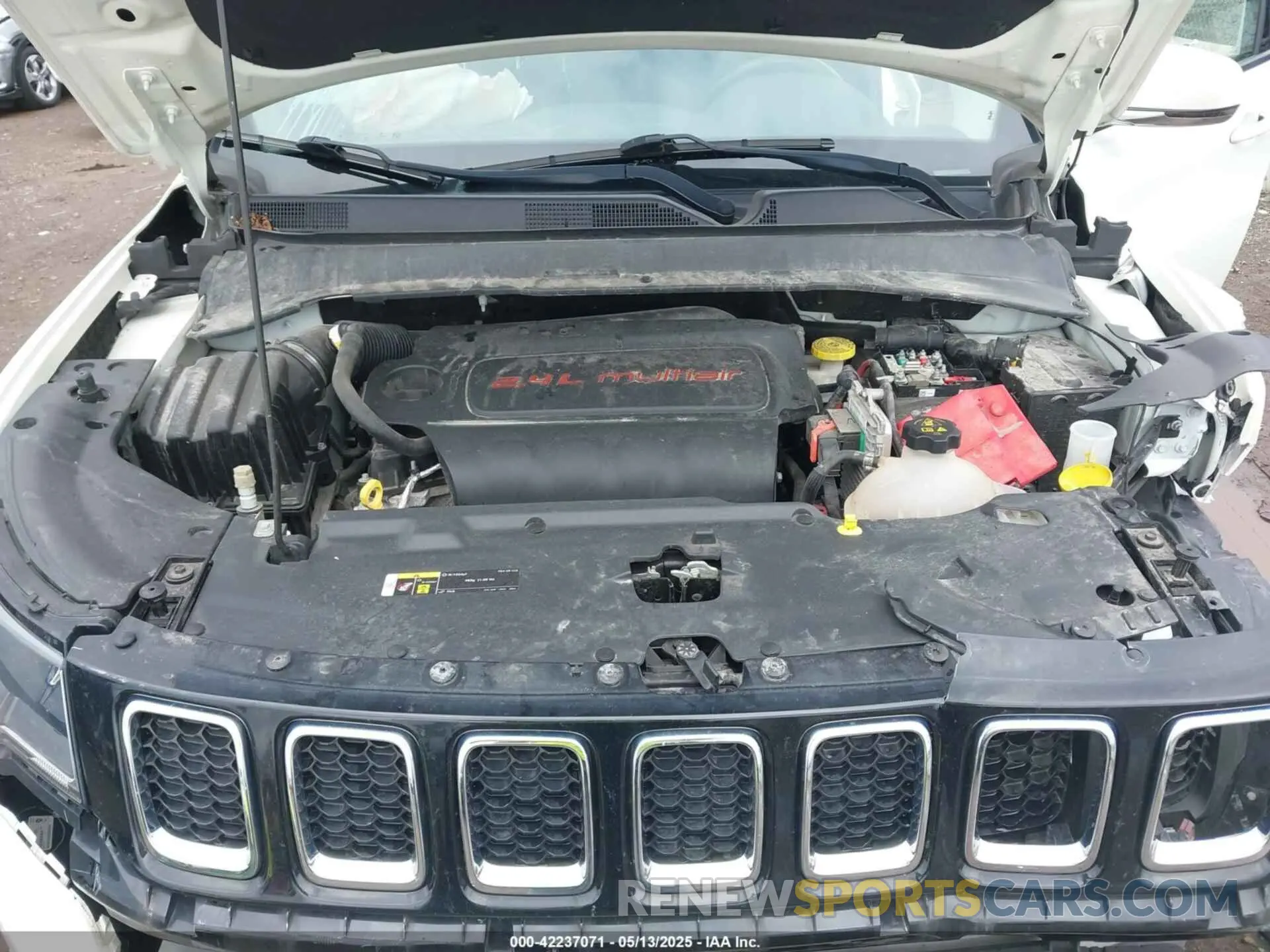 10 fotografías del automóvil dañado 3C4NJDCB6MT503676 JEEP COMPASS 2021